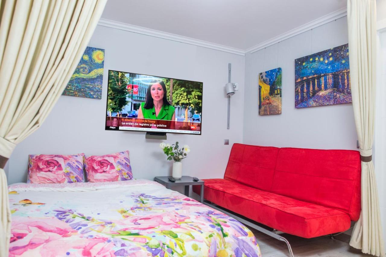 Camp Nou, Europa Fira - Modern Two-Bedroom Apartment With Heating L'Hospitalet de Llobregat Exteriér fotografie