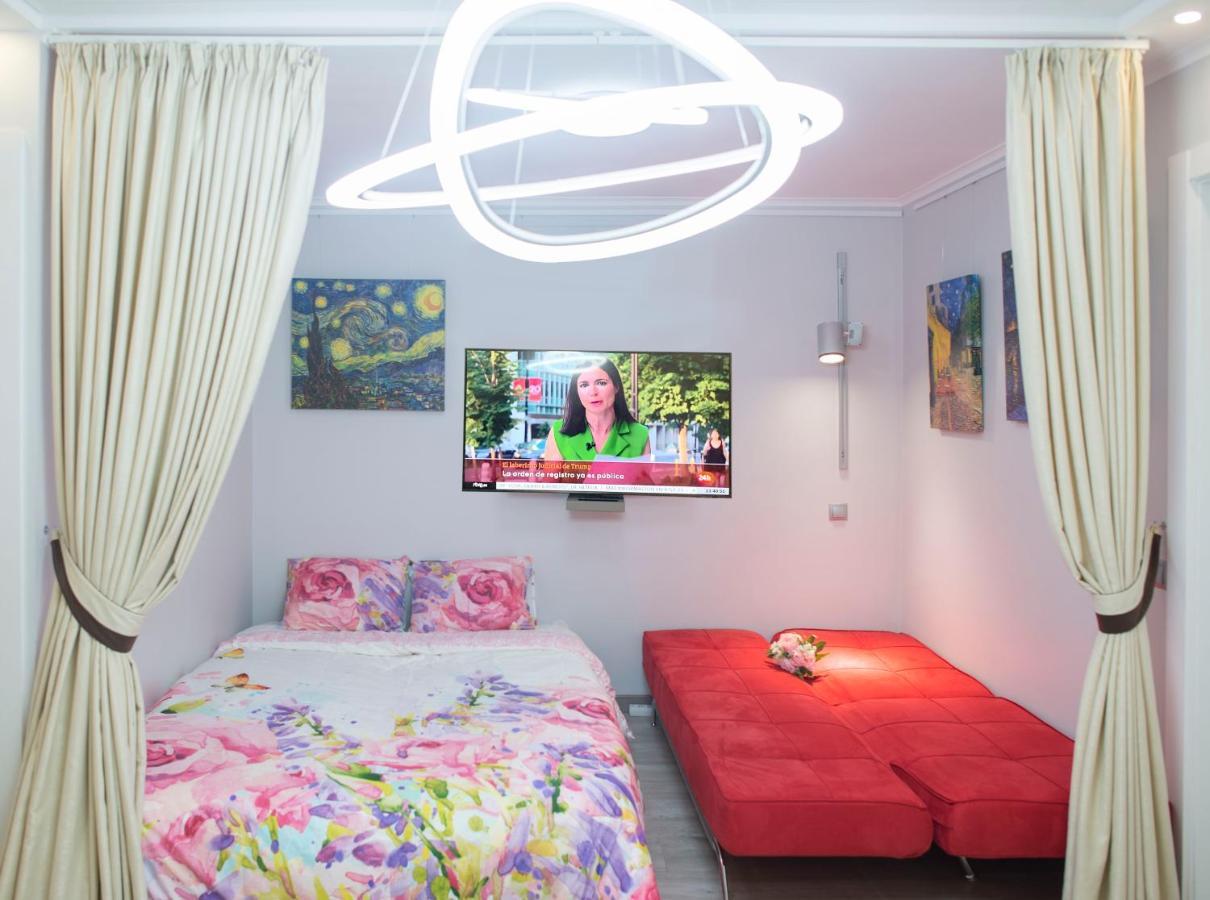 Camp Nou, Europa Fira - Modern Two-Bedroom Apartment With Heating L'Hospitalet de Llobregat Exteriér fotografie