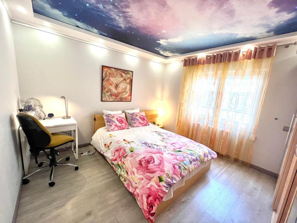 Camp Nou, Europa Fira - Modern Two-Bedroom Apartment With Heating L'Hospitalet de Llobregat Exteriér fotografie