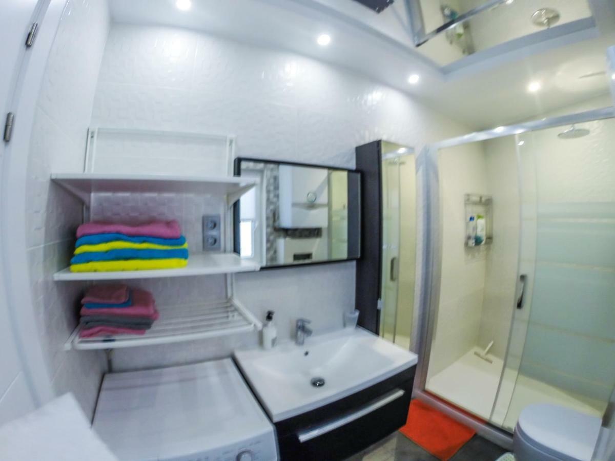 Camp Nou, Europa Fira - Modern Two-Bedroom Apartment With Heating L'Hospitalet de Llobregat Exteriér fotografie